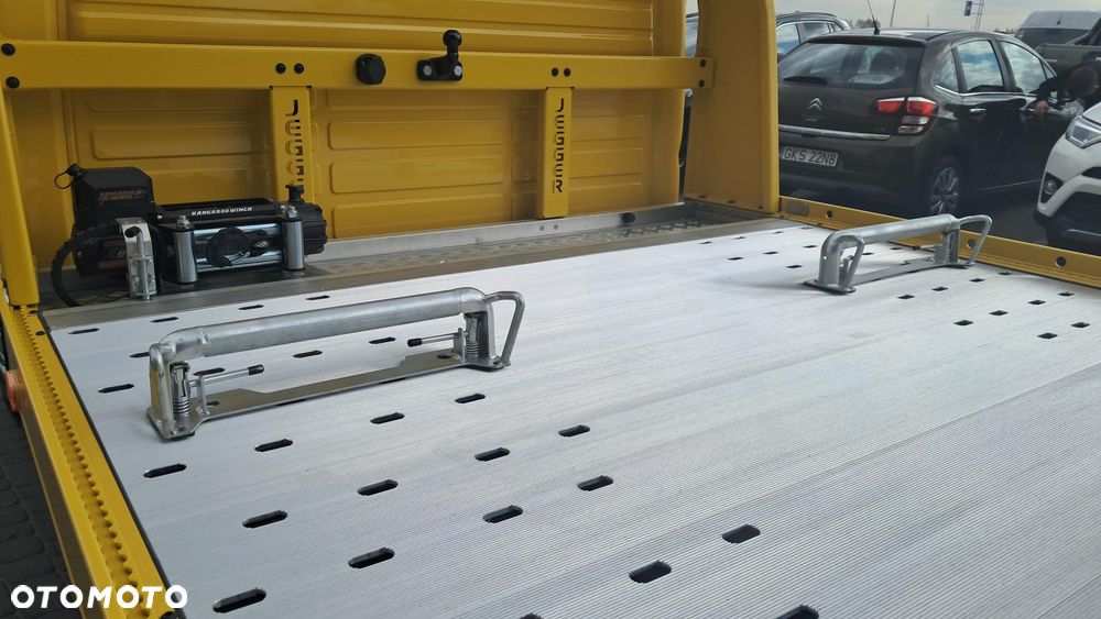 Toyota Proacemax - 12