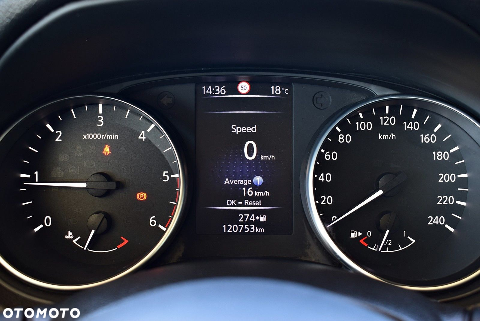 Nissan Qashqai 1.5 dCi N-Connecta - 29