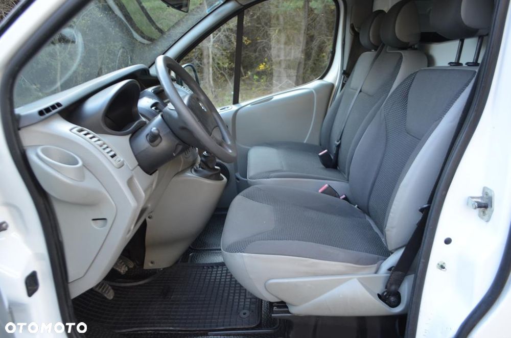 Opel Vivaro - 22