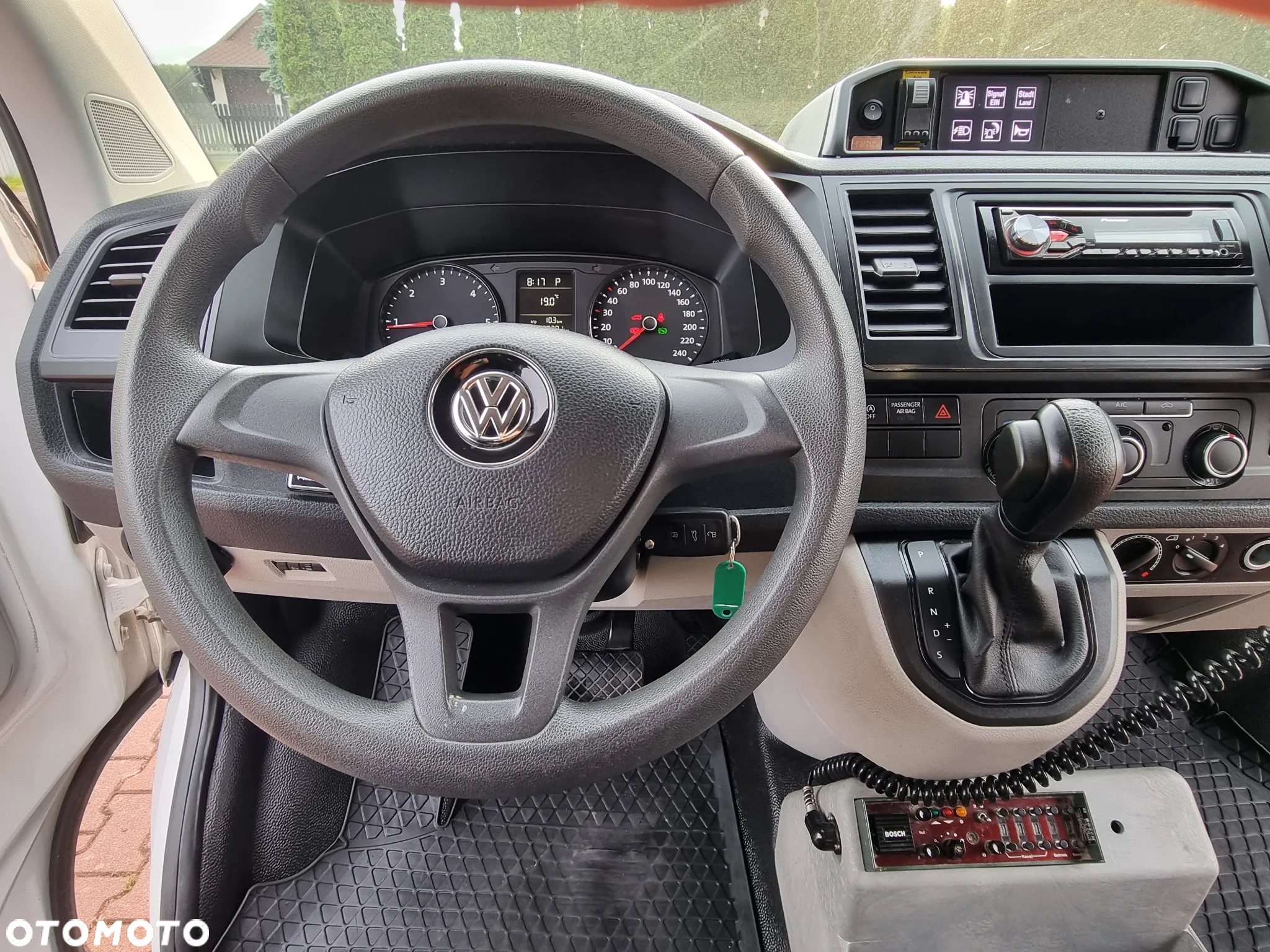 Volkswagen Transporter - 24