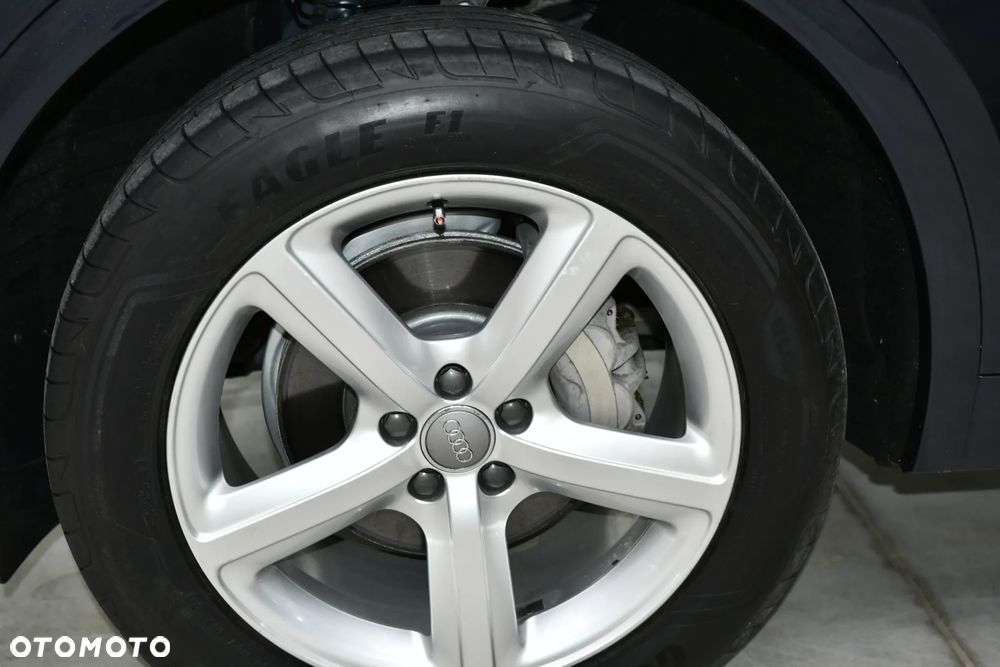 Audi Q5 40 TFSI quattro S tronic - 29