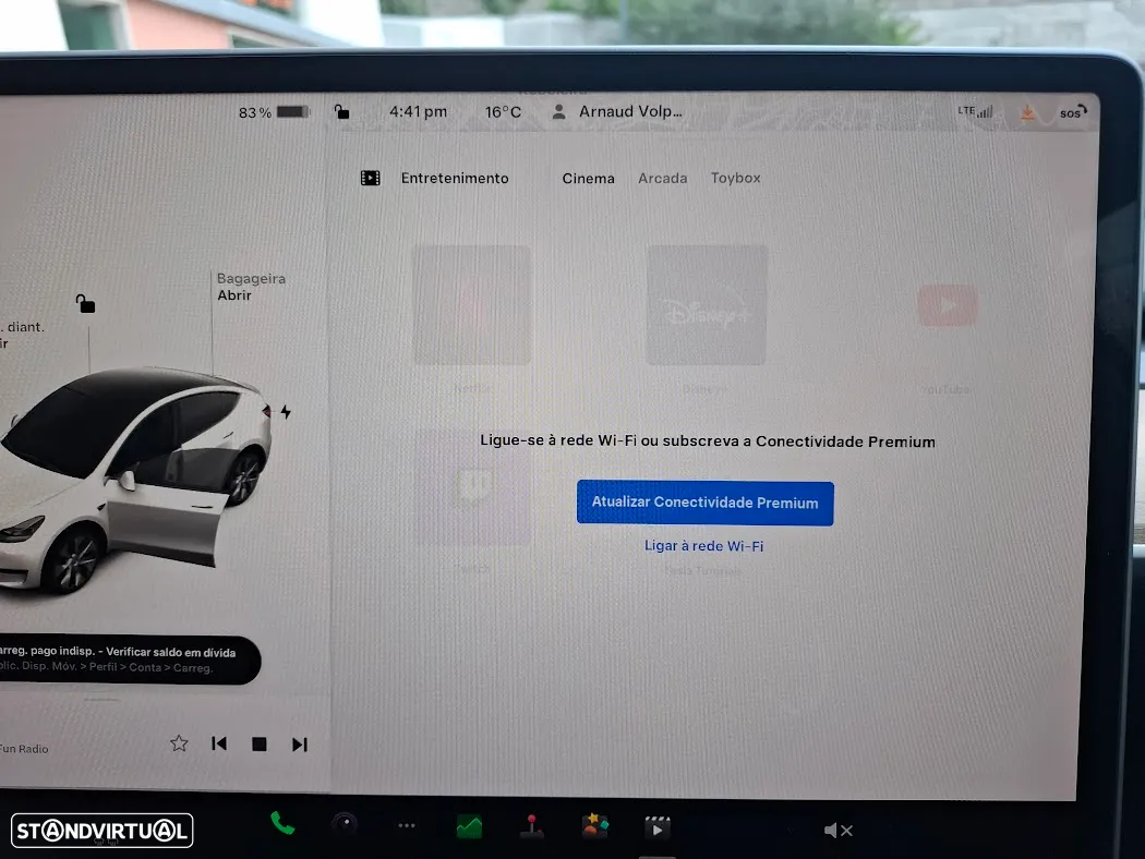 Tesla Model Y Long Range Dual Motor AWD - 29