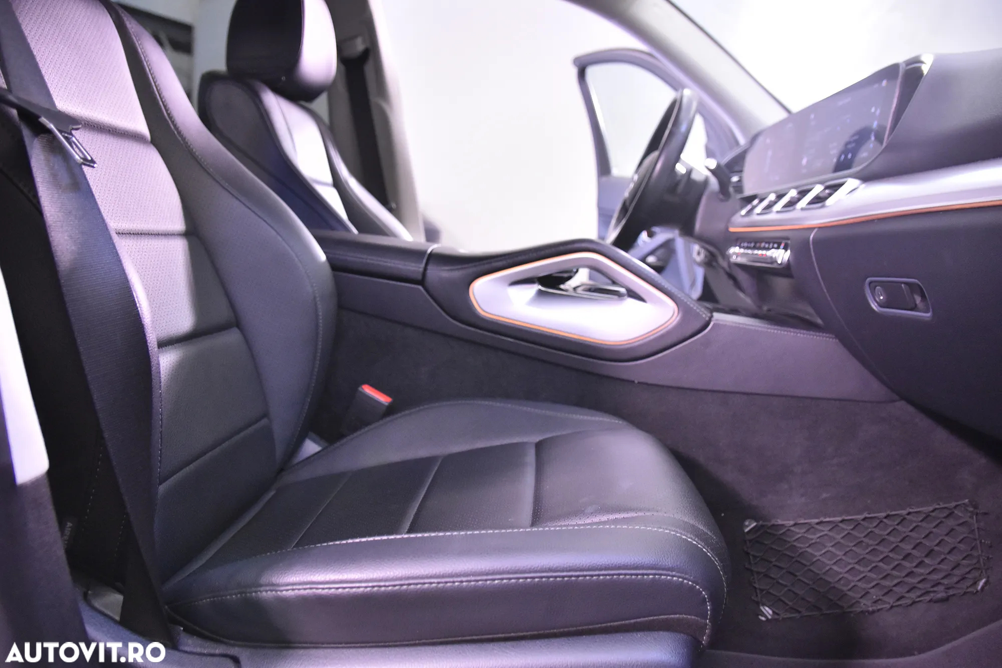 Mercedes-Benz GLE 300 d 4MATIC - 11