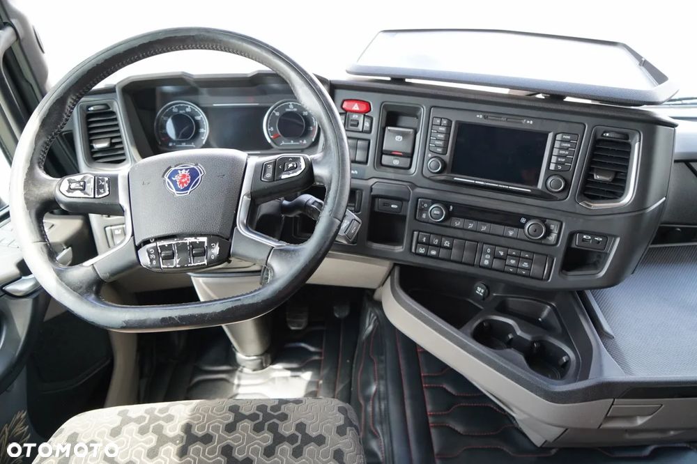 Scania R 450 / HYDRAULIKA / RETARDER /  KLIMA POSTOJOWA /  PO ZŁOTYM KONTRAKCIE / 2 ZBIORNIKI PALIWA - 29