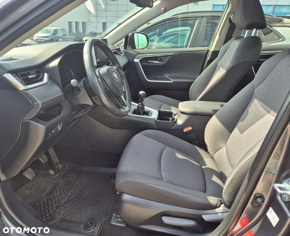 Toyota RAV4 2.0 Comfort 4x2 - 10