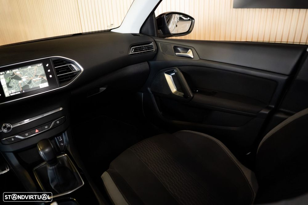 Peugeot 308 1.6 BlueHDi Allure - 34