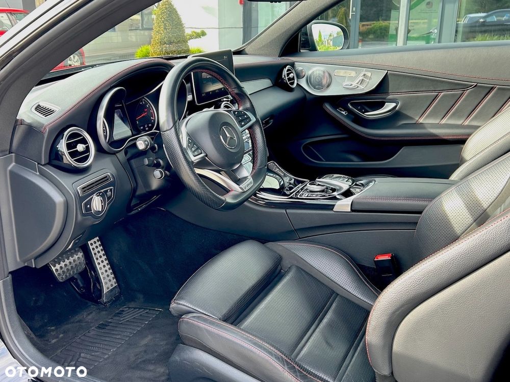 Mercedes-Benz Klasa C AMG 43 4Matic 9G-TRONIC - 28
