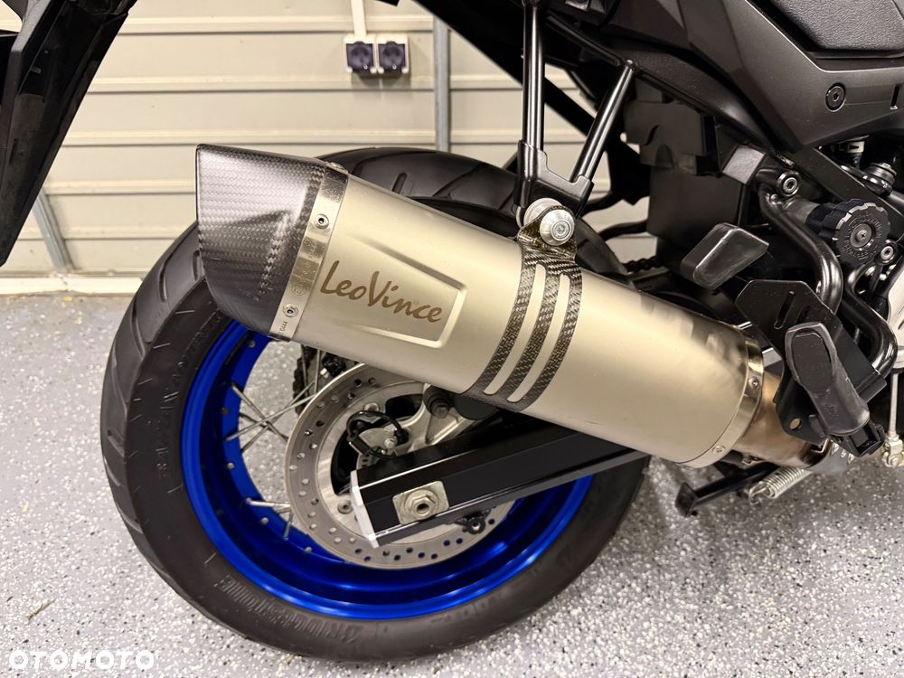 Suzuki V-STROM - 14