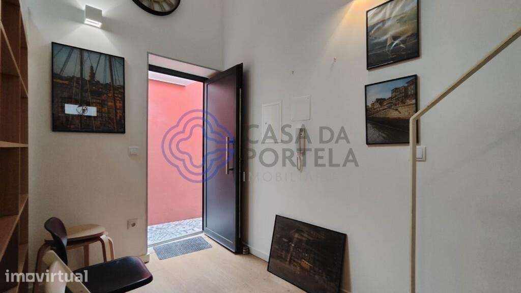 Loft para arrendamento a 200m da Praça dos Poveiros com licença para A - Grande imagem: 2/4