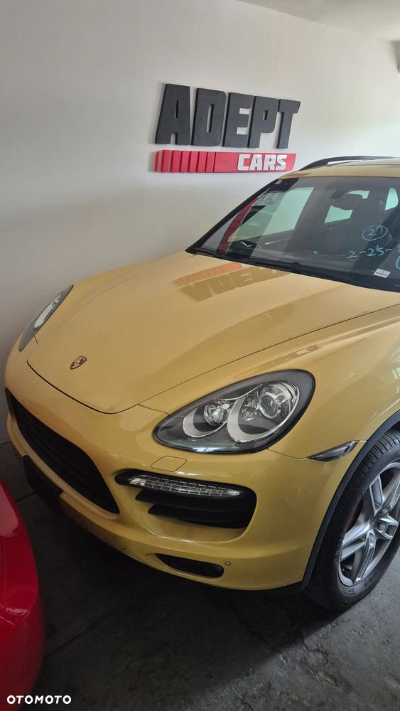 Porsche Cayenne Turbo - 5