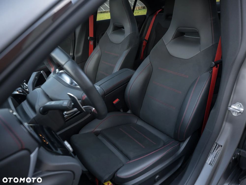 Mercedes-Benz CLA AMG 35 mHEV 4-Matic 8G-DCT - 34