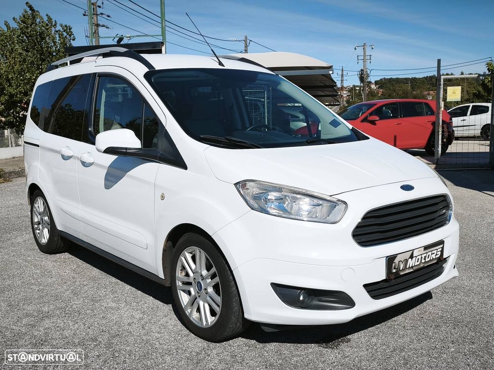 Ford Tourneo Courier 1.0 EcoBoost Titanium - 2