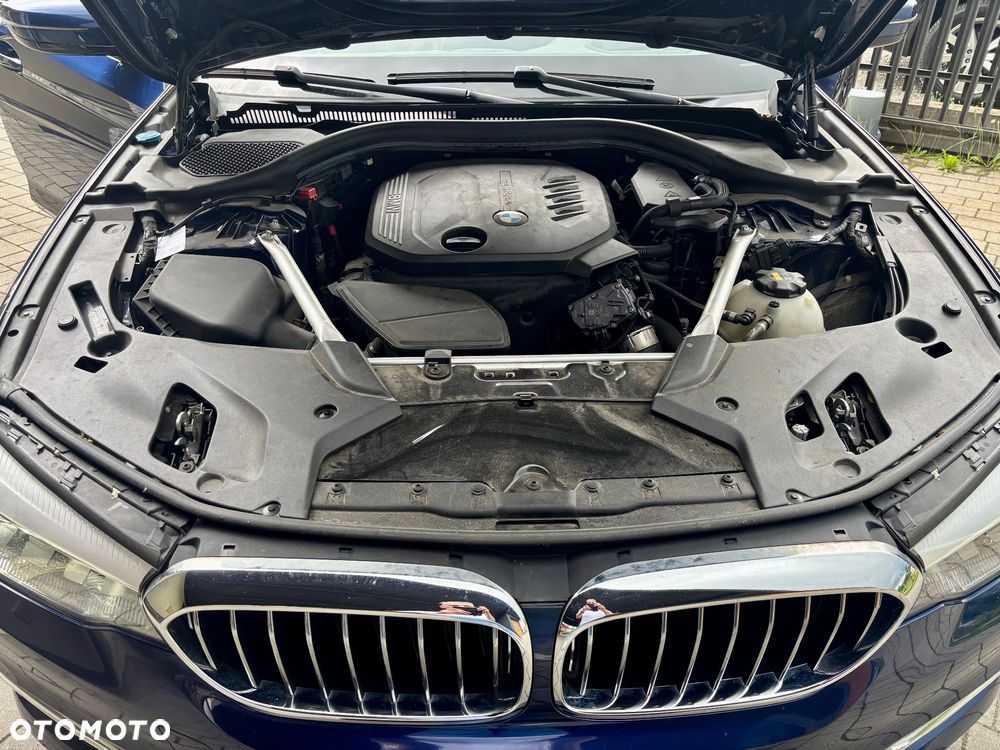 BMW Seria 5 520d xDrive Luxury Line - 22