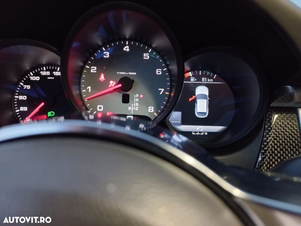 Porsche Macan 3.0 PDK S - 33