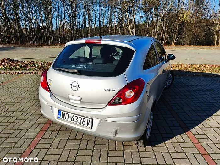 Opel Corsa - 12