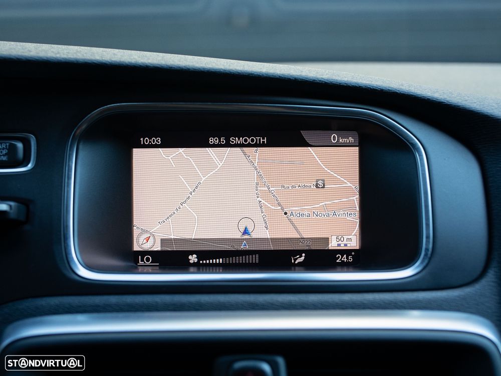 Volvo V40 2.0 D3 R-Design Geartronic - 39