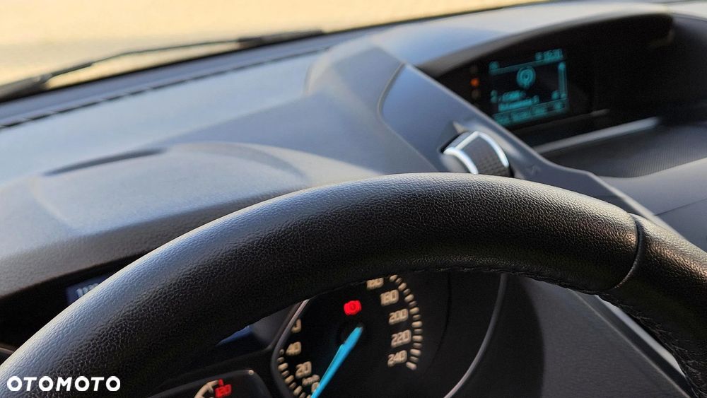 Ford Kuga 2.0 TDCi 4x4 Trend - 35