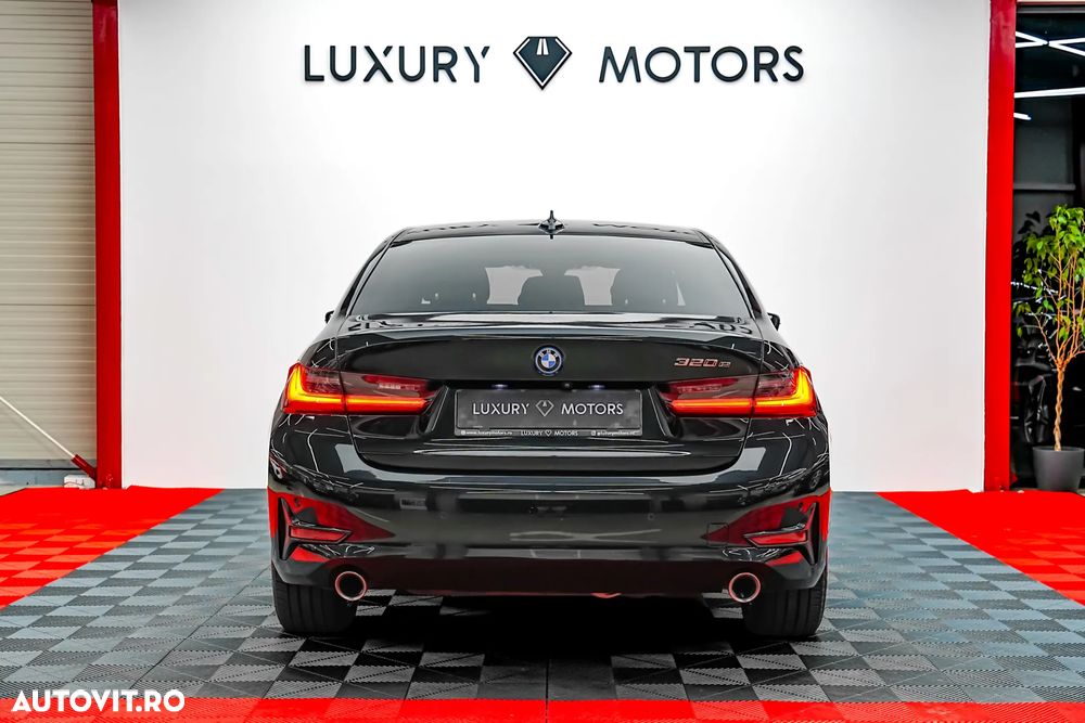 BMW Seria 3 320e Aut. - 9