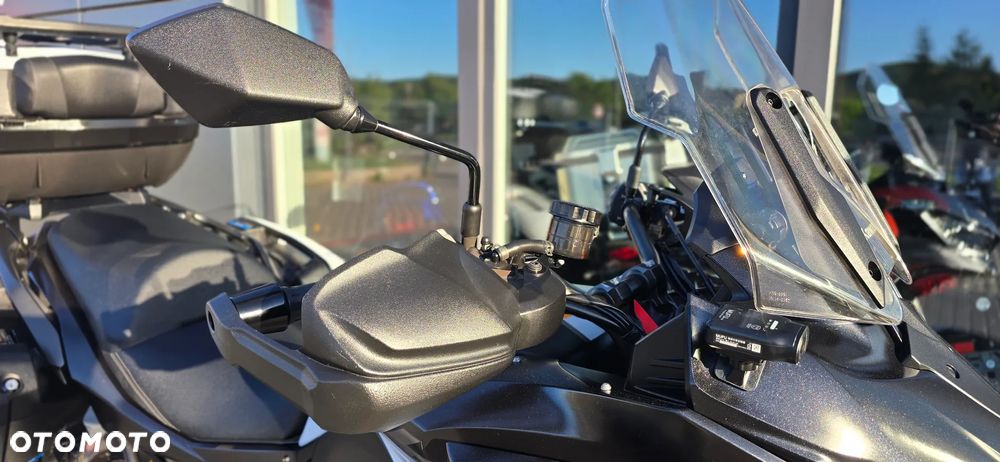 Kawasaki Versys 1000 - 10