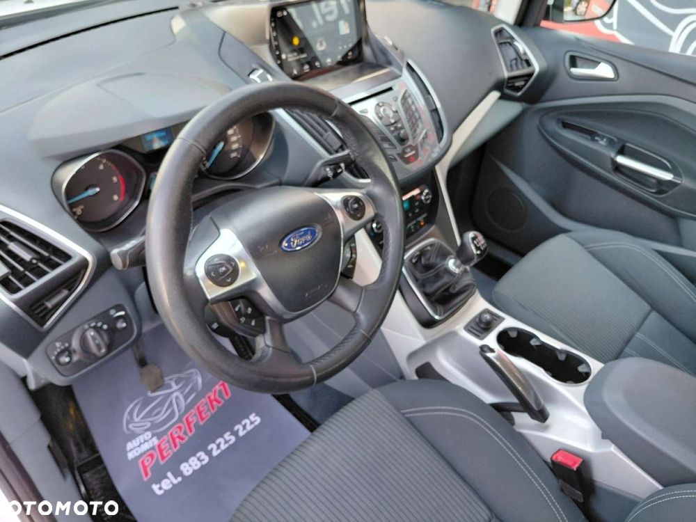 Ford Grand C-MAX - 12