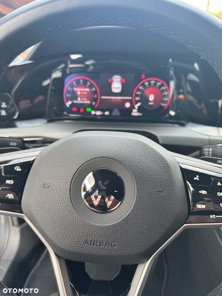 Volkswagen Golf 2.0 TSI OPF DSG R-Line - 11