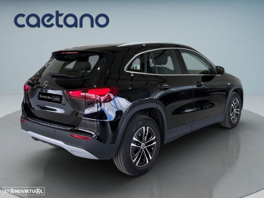 Mercedes-Benz GLA 250 e - 3