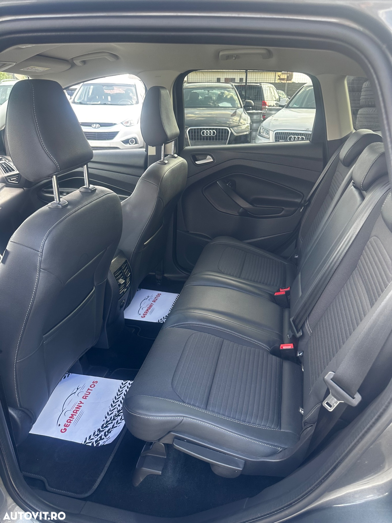 Ford Kuga 2.0 EcoBlue Aut. 4x4 TITANIUM - 12