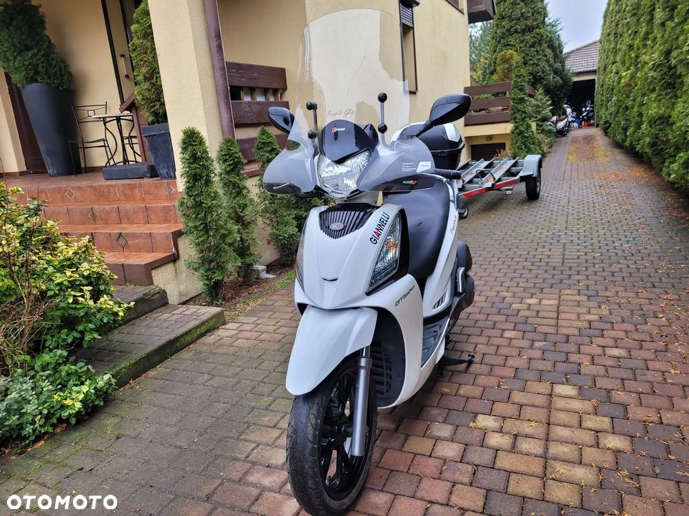 Kymco People - 10