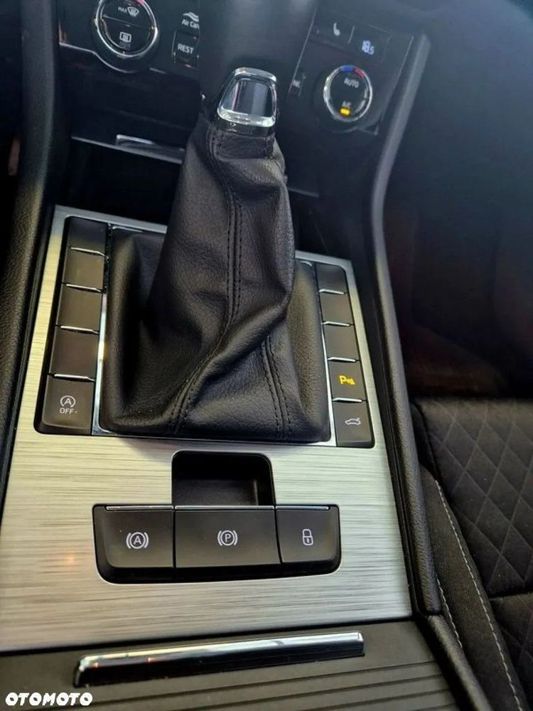 Skoda Superb 1.5 TSI Ambition - 20