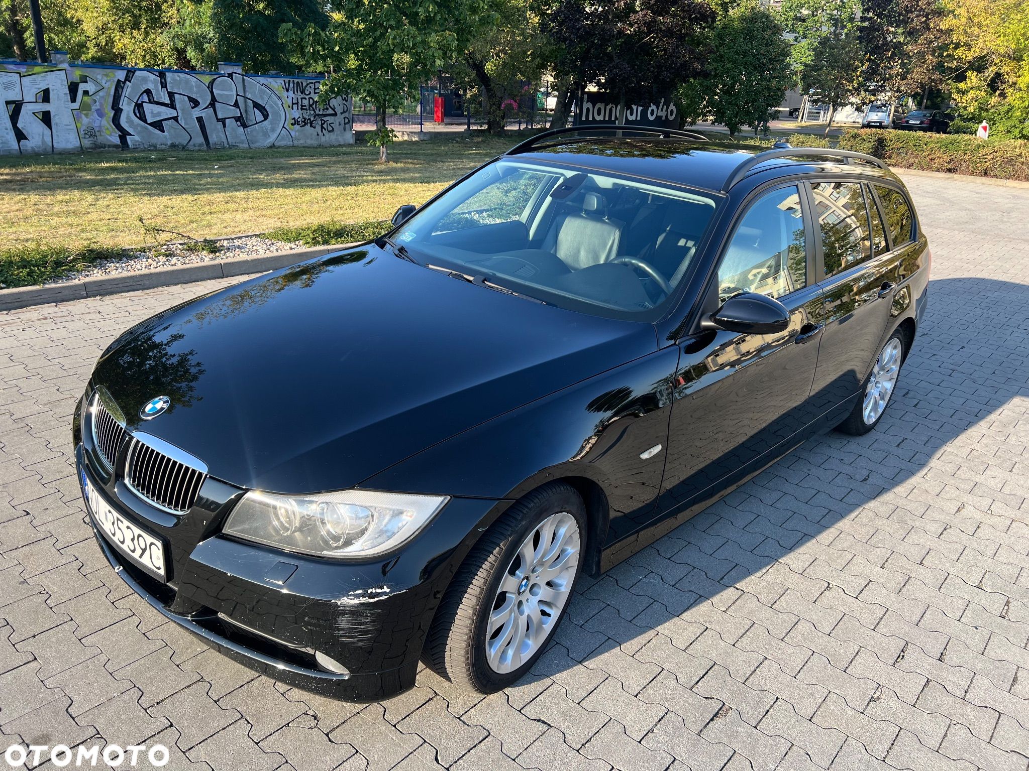 BMW Seria 3 320d DPF Touring - 1