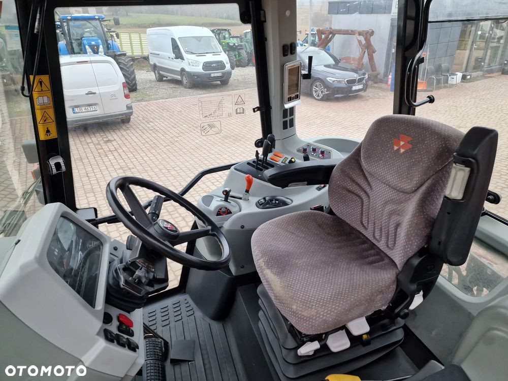 Massey Ferguson 5435, 2011r., 85KM - 8