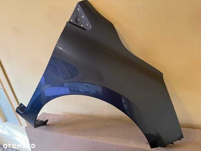 Clio 12-18 BŁOTNIK prawy kod TEKPN - 2