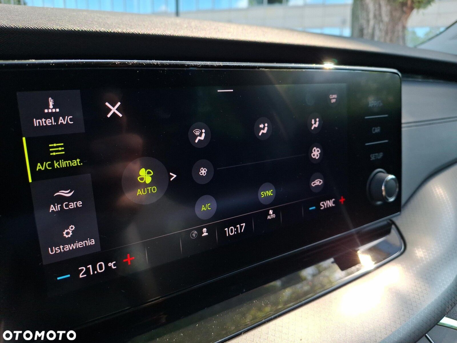 Skoda Octavia 2.0 TDI Ambition DSG - 27