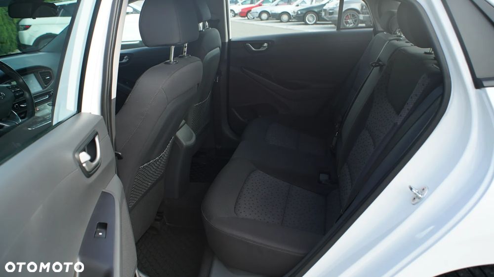 Hyundai IONIQ Style - 9