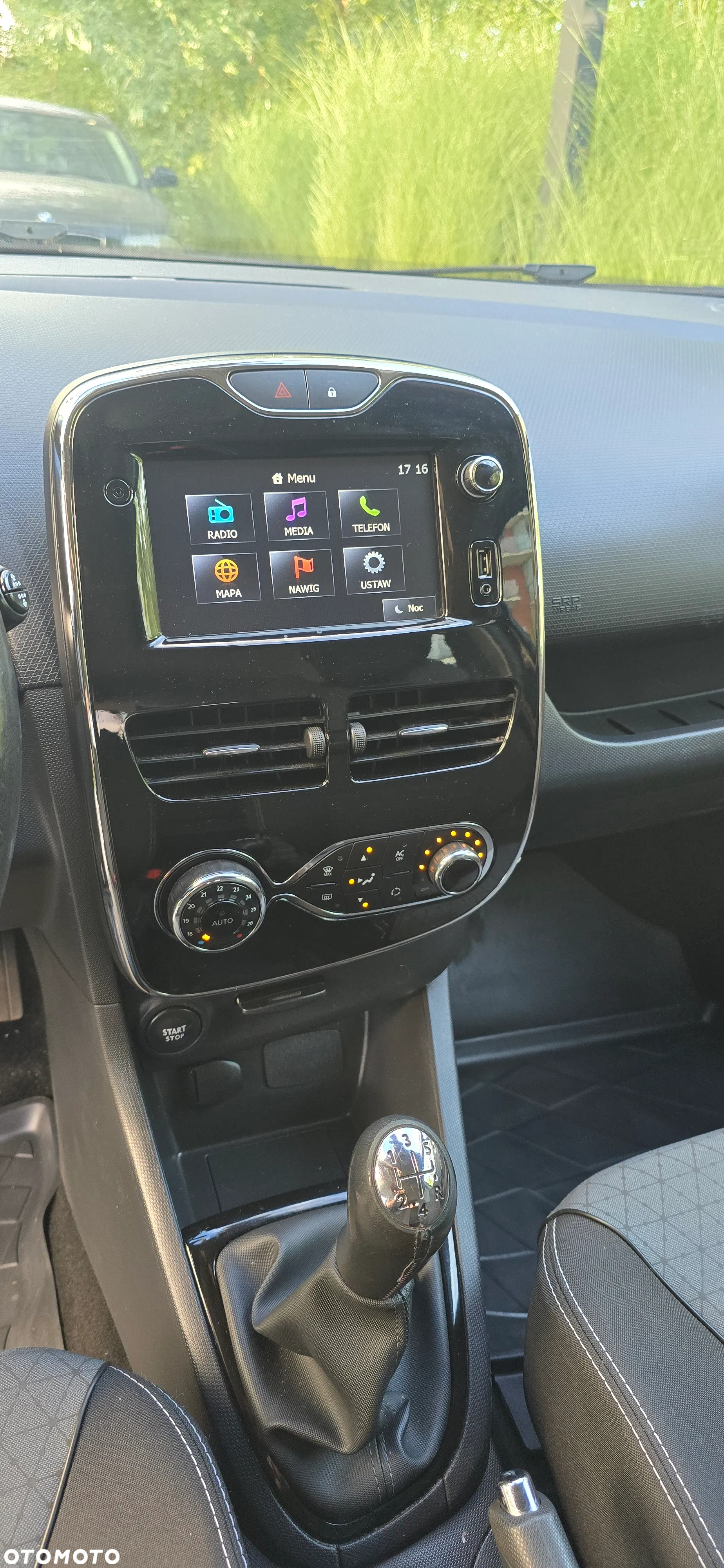 Renault Clio 0.9 Energy TCe Business EU6 - 12