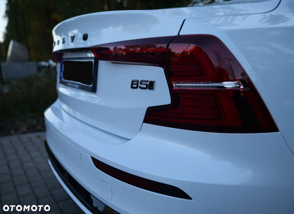 Volvo S60 B5 B AWD Plus Dark - 11