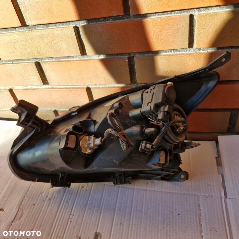 LAMPA REFLEKTOR PRAWY PRZÓD TOYOTA AYGO I (2005-2008) 81110-0H010 EUROPA - 6