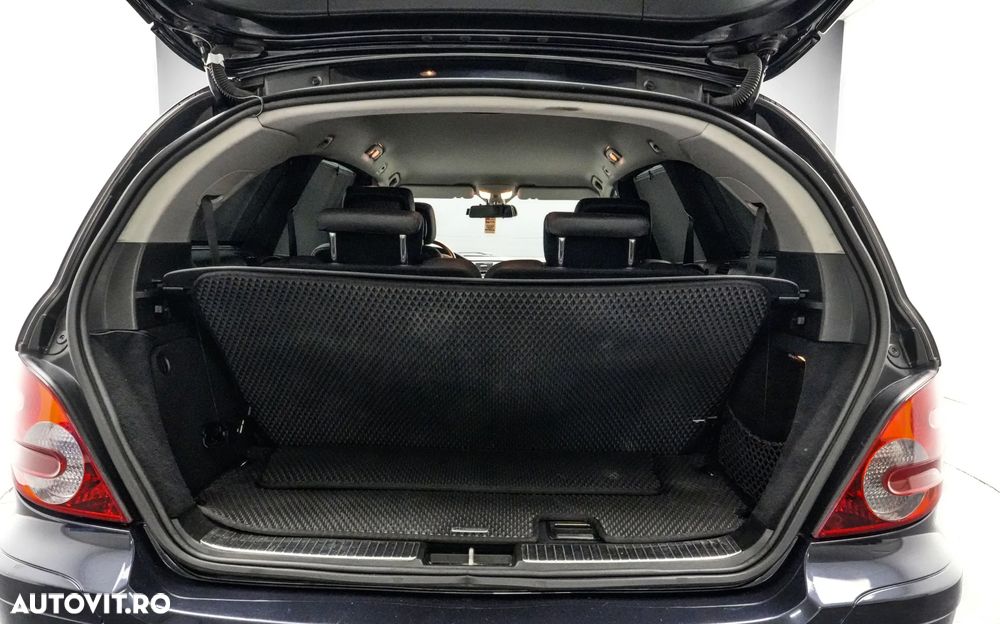 Mercedes-Benz R 350 BlueTEC L DPF 4Matic 7G-TRONIC - 24