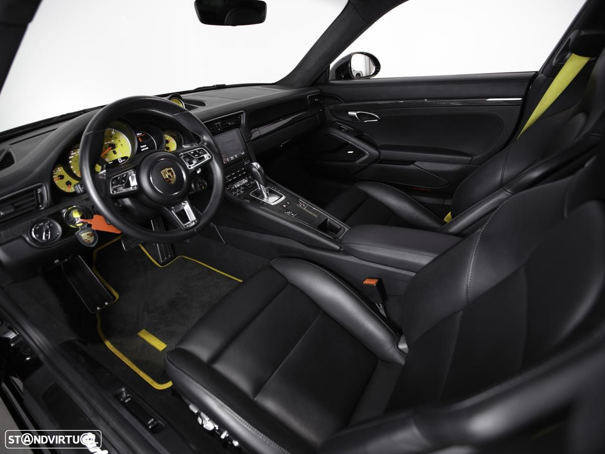 Porsche 911 (991) Turbo S PDK - 5