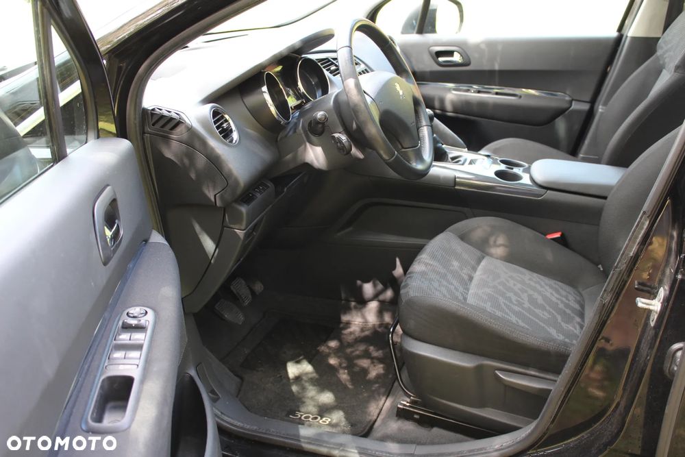 Peugeot 3008 1.6 Premium - 6
