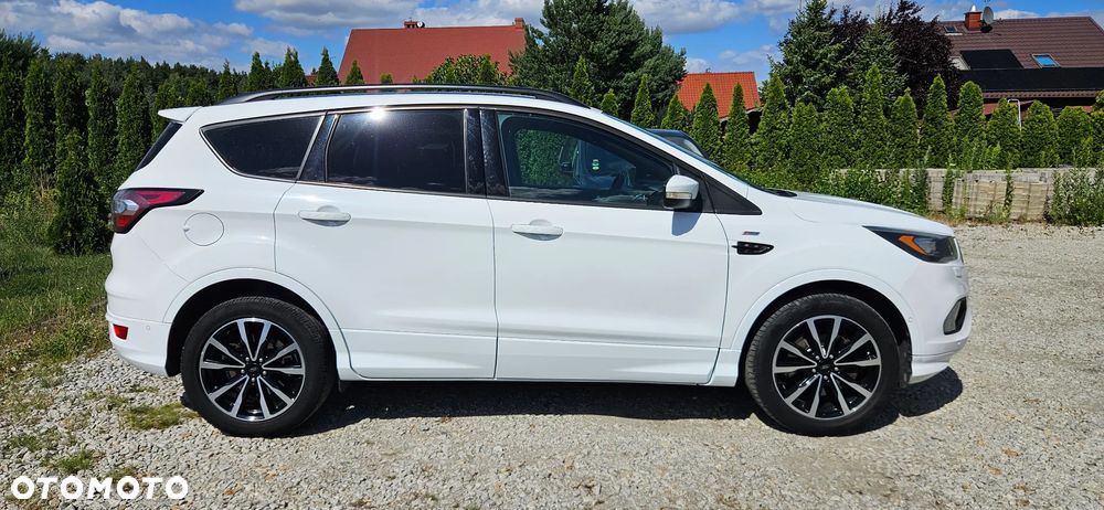 Ford Kuga 2.0 TDCi FWD ST-Line - 4
