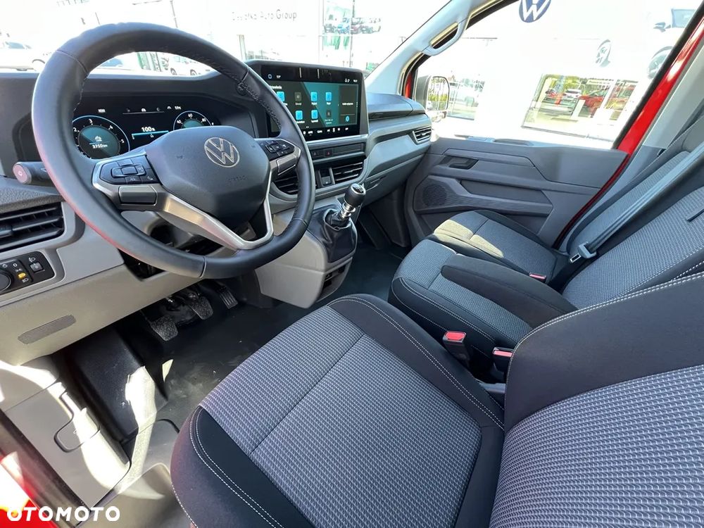 Volkswagen Caravelle - 12