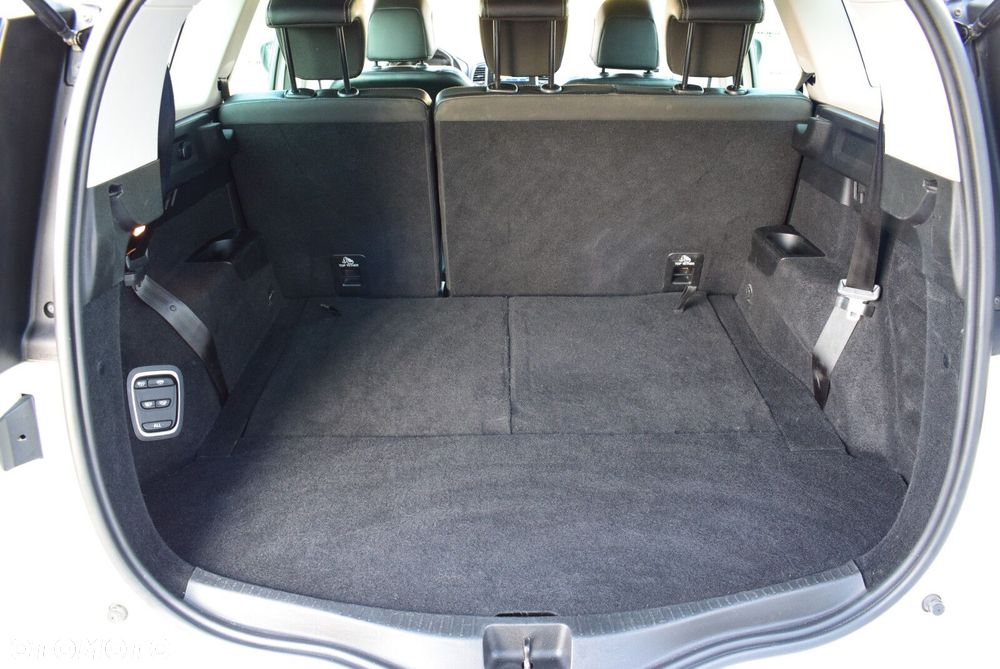 Renault Grand Scenic - 28