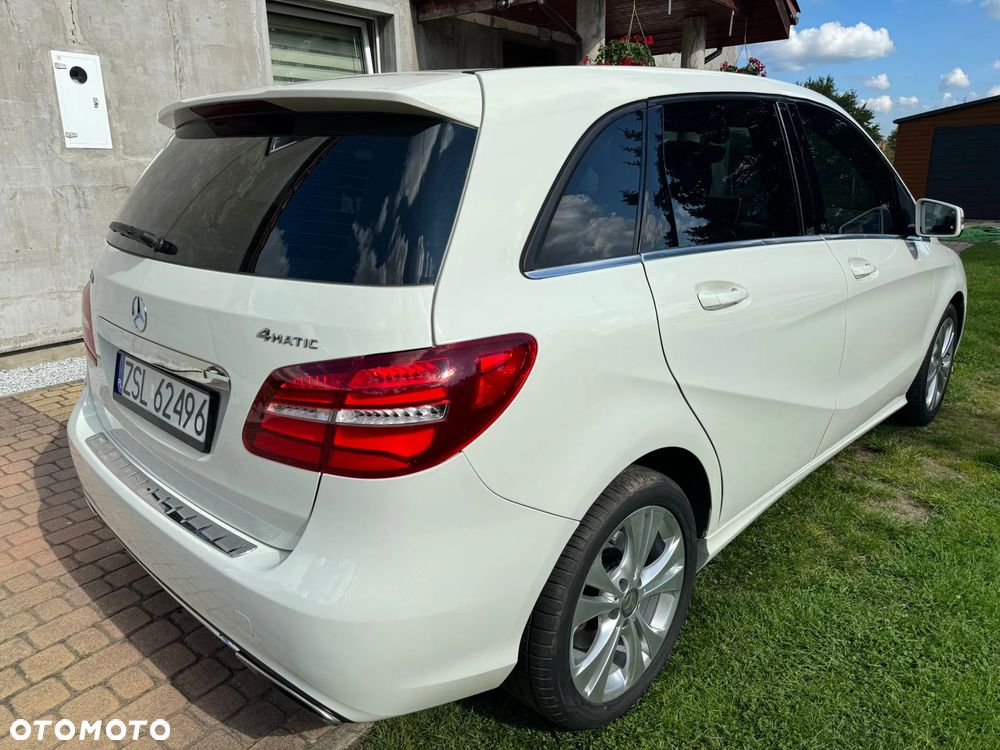 Mercedes-Benz Klasa B 250 4Matic 7G-DCT UrbanStyle Edition - 4