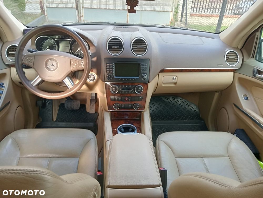 Mercedes-Benz GL 320 CDI - 11