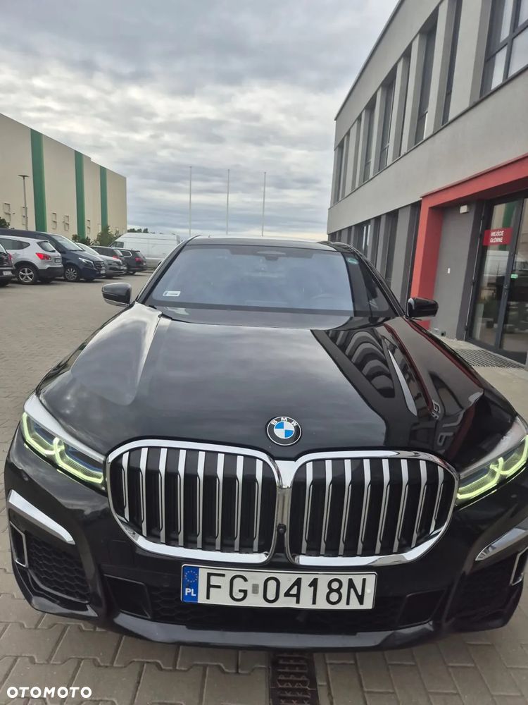 BMW Seria 7 750Li xDrive - 1