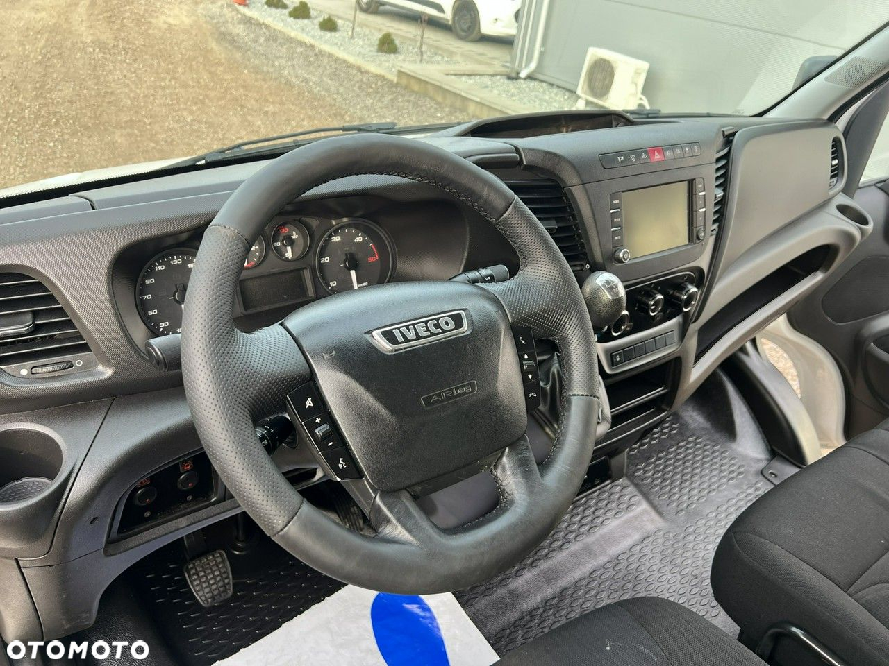 Iveco Daily 35C15 - 10