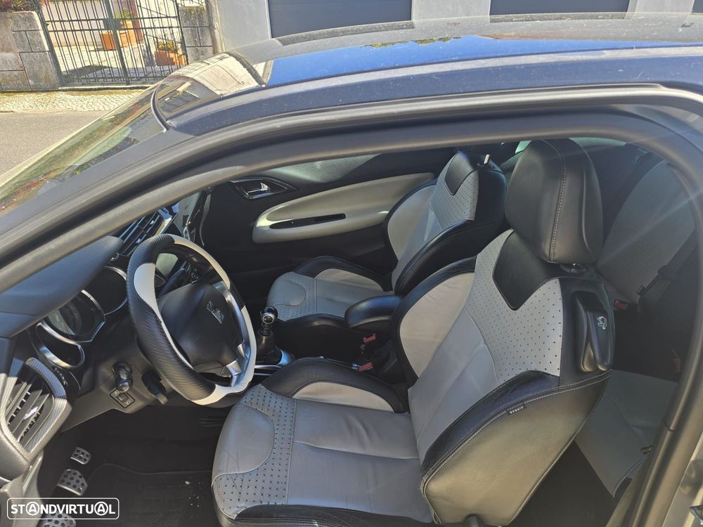 Citroën DS3 1.6 HDi Airdream Sport Chic - 17