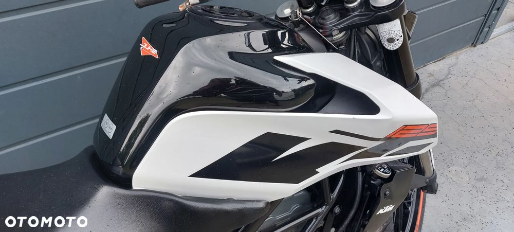 KTM Duke 125 - 34