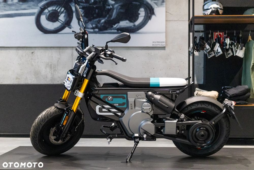 BMW CE 02 - 1